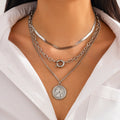 Vintage Ins Portrait Pendant Necklace Suit - Norellé