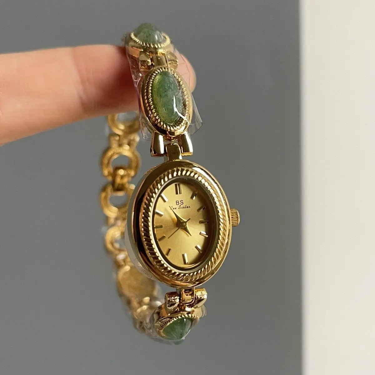 Women's Small Jade Oval Diamond Quartz Bracelet Watch - Norellé