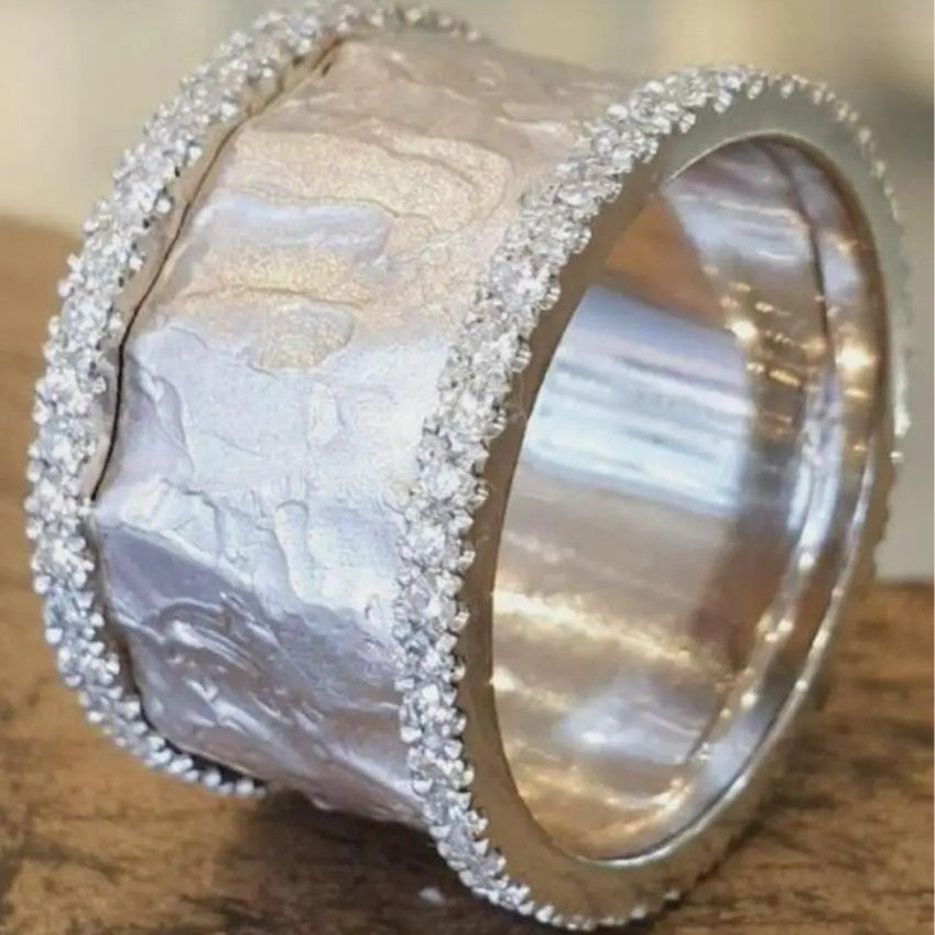 Drawing Craft Irregular Wave Pattern Wide Ring - Norellé
