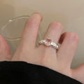 Niche Gentle Hollow Flower Ring - Norellé
