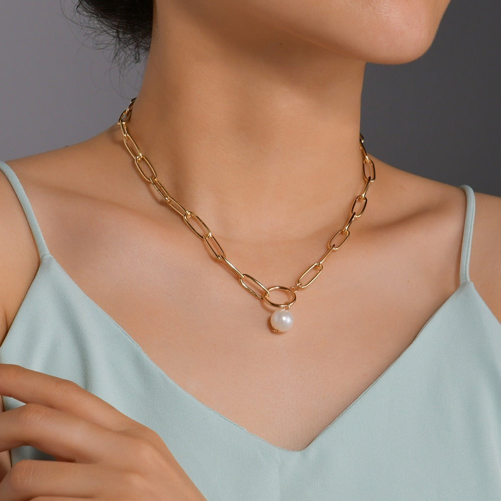 Hoop And Pearl Pendant Metal Clavicle Chain Necklace - Norellé