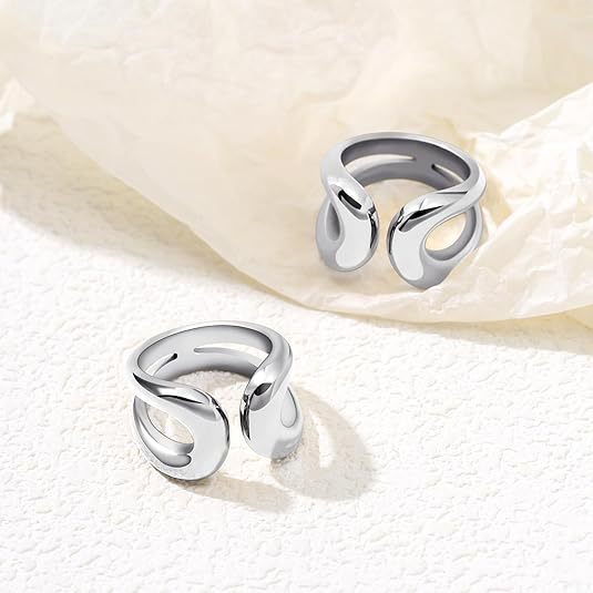 Women's Adjustable Alloy Geometric Hollow Ring - Norellé