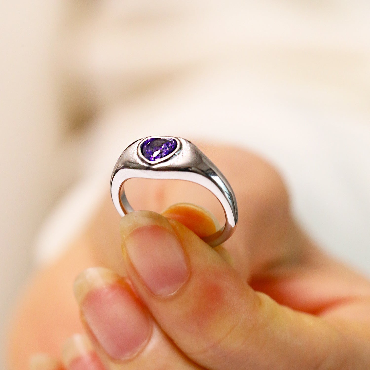 Design Heart-shaped Inlaid Zircon Titanium Steel Ring For Women - Norellé
