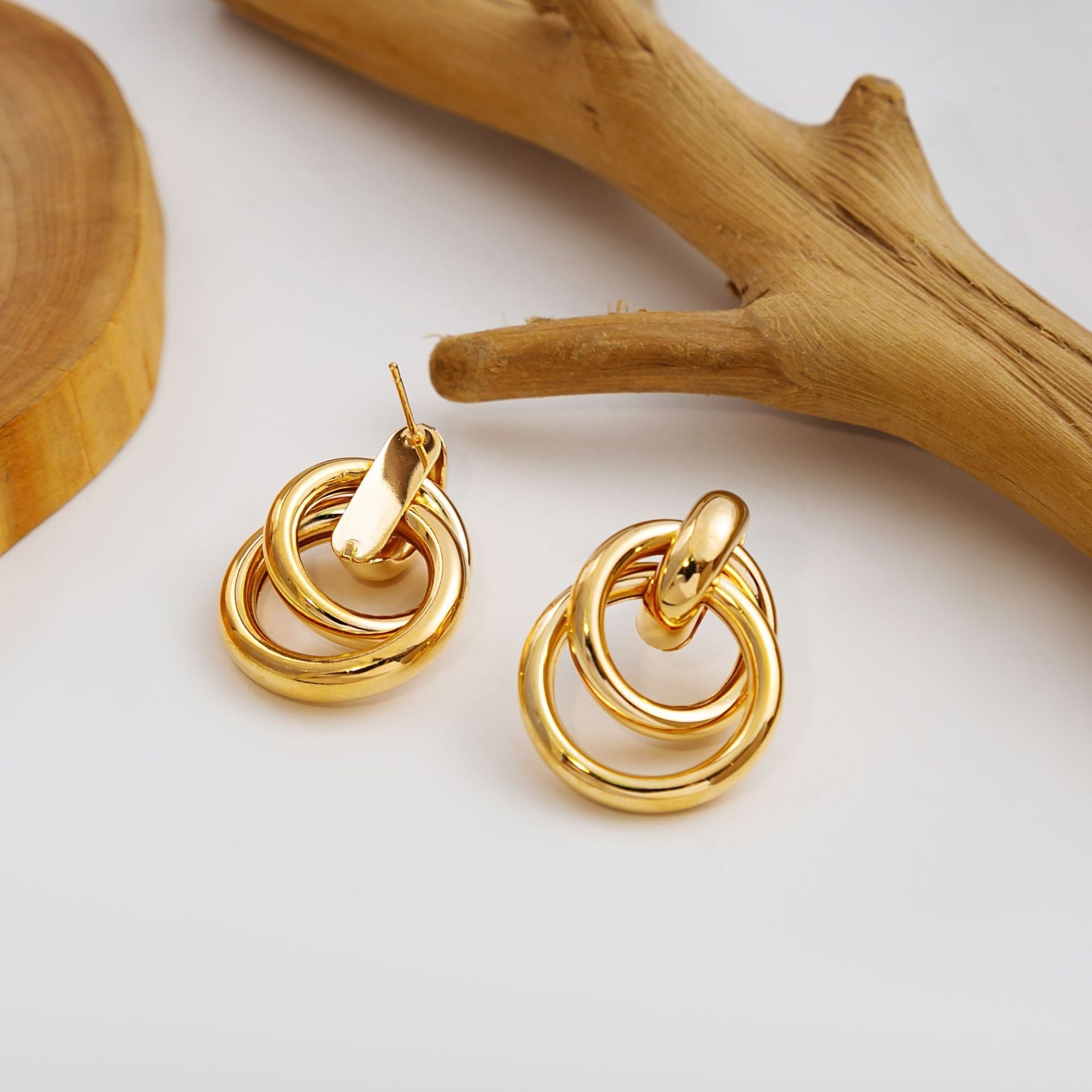 Fashion Geometry Pattern Stud Earrings Silver Needle Retro Hoop Earrings - Norellé