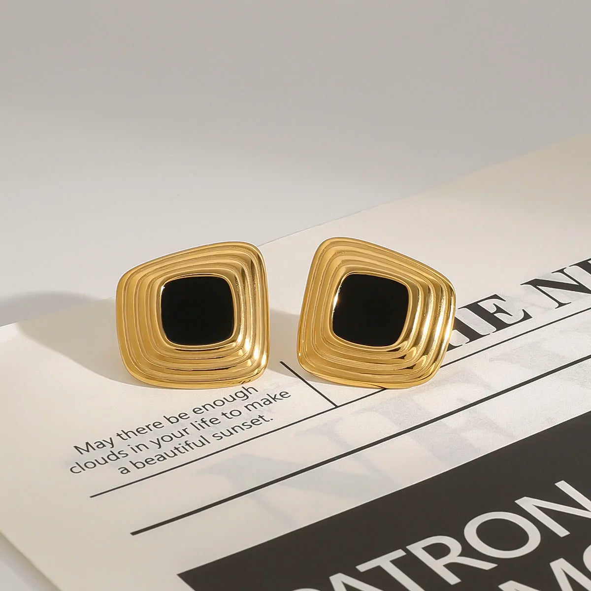 Retro Geometric Ribbed Irregular Ear Studs Stainless Steel