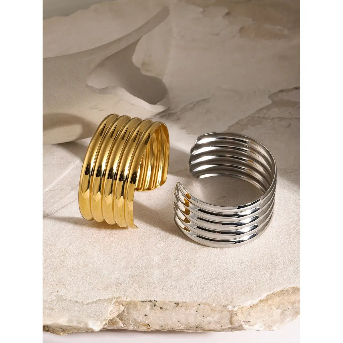 Stainless Steel Metal Ribbed Bangle Waterproof