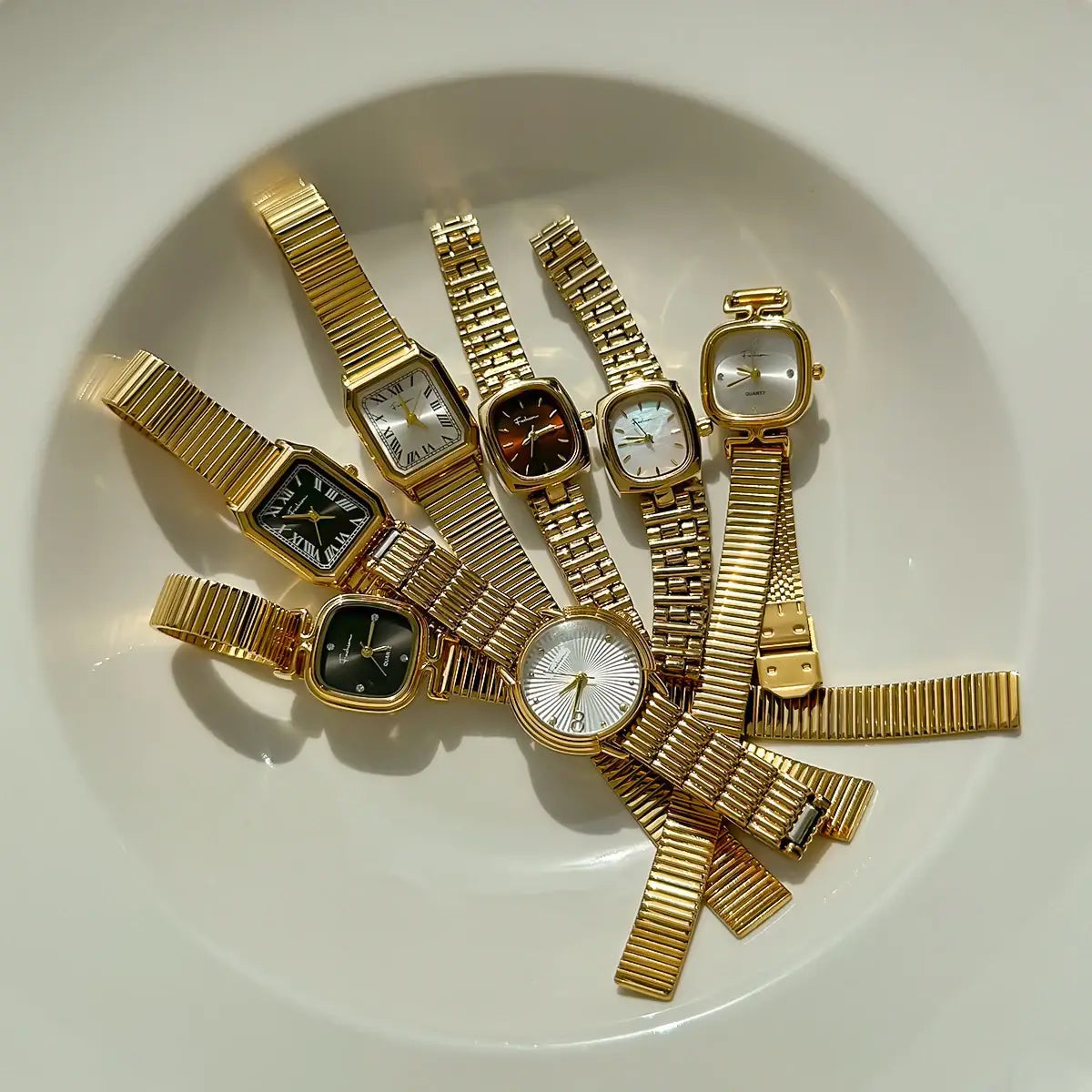 Gold Color Plated Stainless Steel Quartz Mechanism Watch