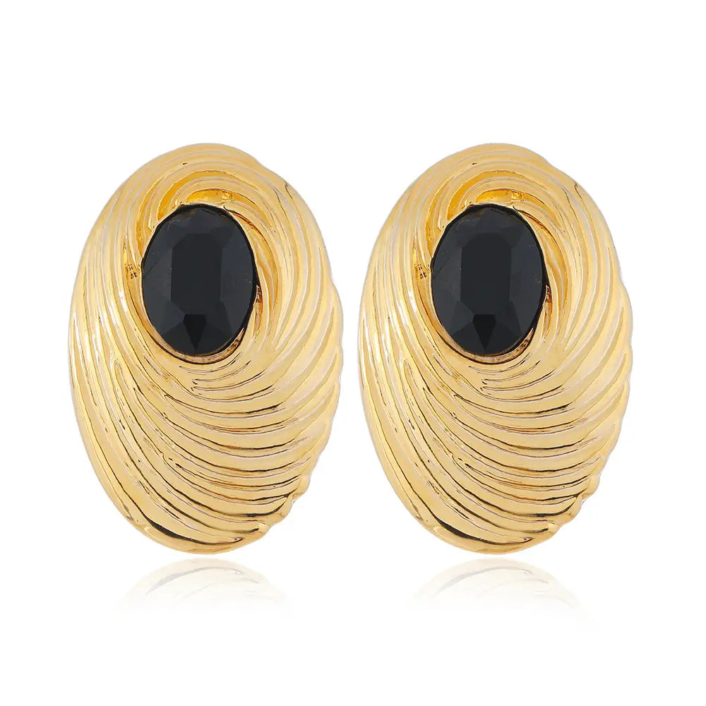 Women’s Vintage Court Style Cocoon-shaped Oval Earrings