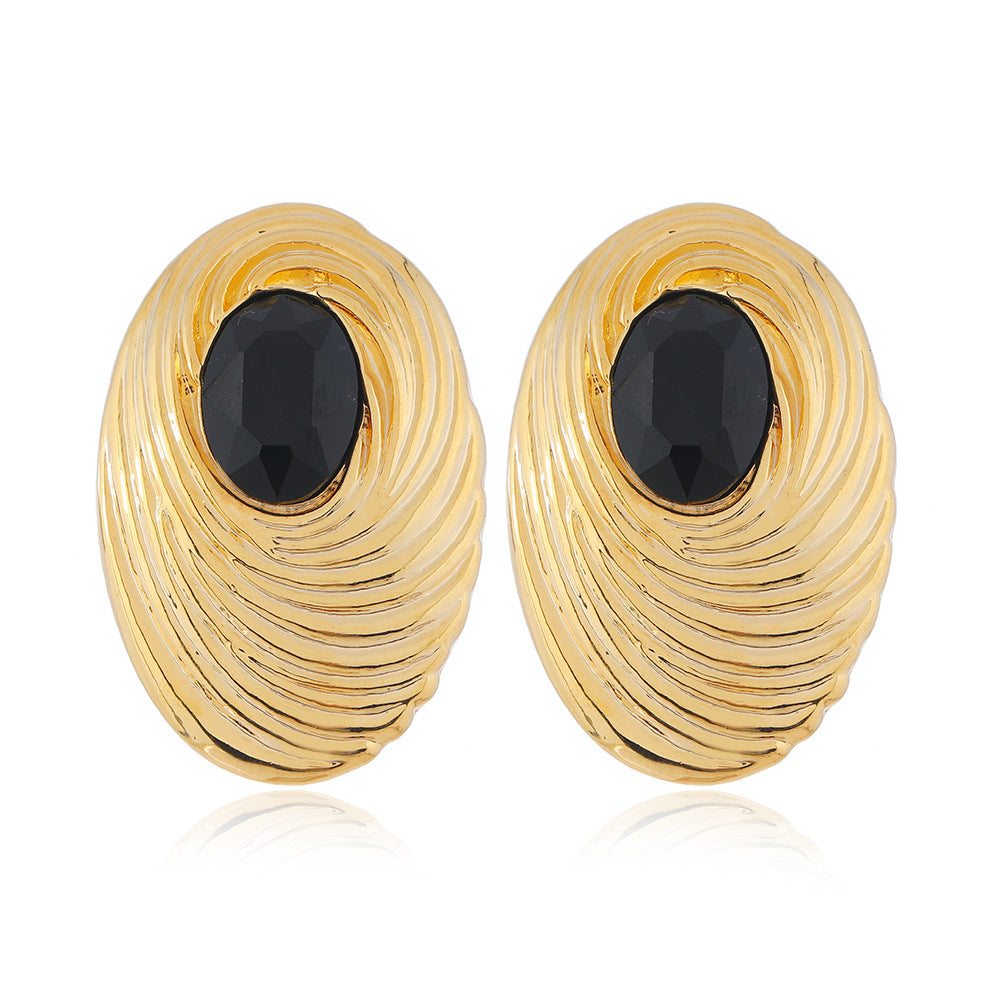 Women's Vintage Court Style Cocoon-shaped Oval Earrings - Norellé