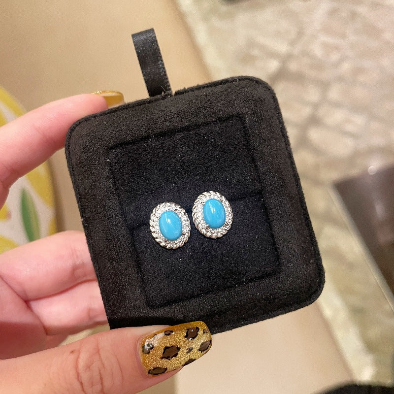 Mild Luxury Retro Twist Encircling Egg-shaped Turquoise Ear Stud Necklace - Norellé