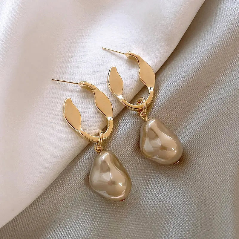 Silver Needle Irregular Baroque Artificial Pearl Earrings Ear Studs Earrings - Norellé