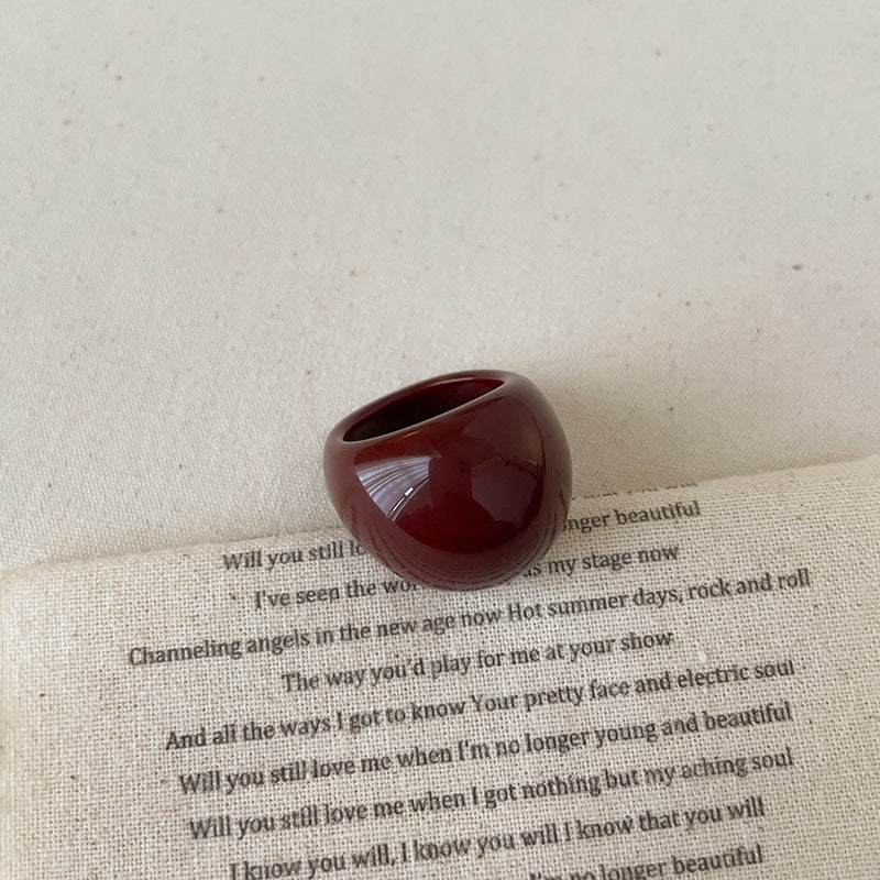 Women's Stylish Retro Minimalism Niche Resin Bracelet Ring - Norellé