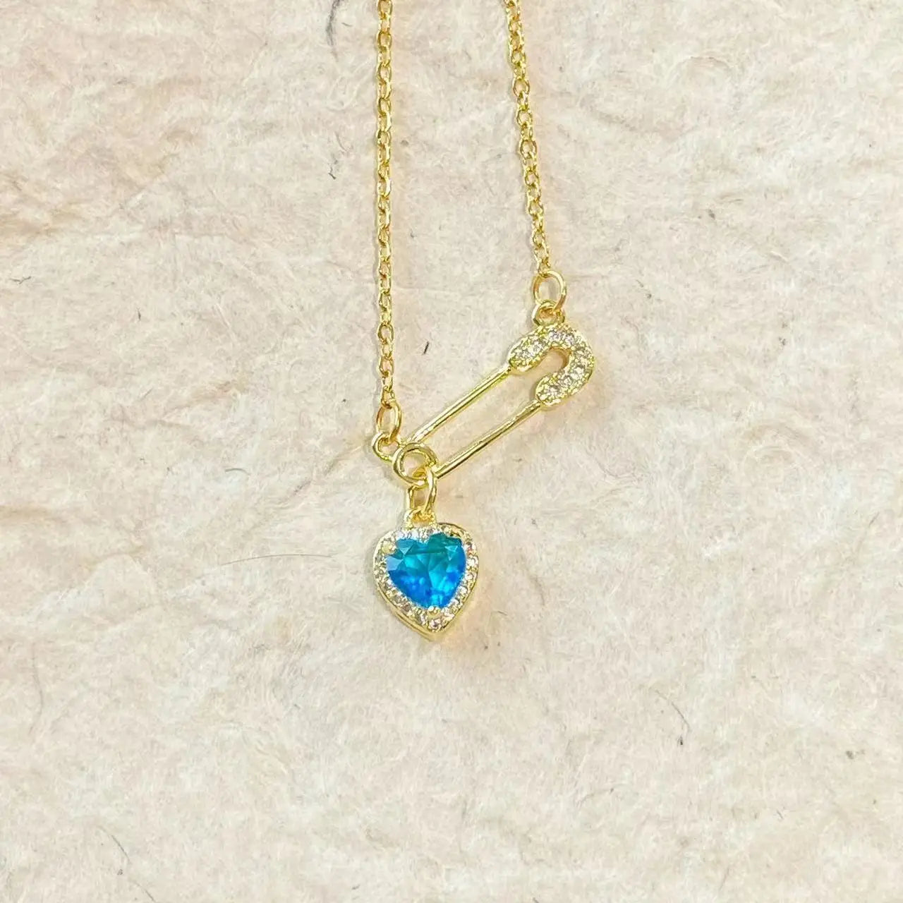 Women’s Personalized Pin Pink Heart-shaped Light Luxury Necklace