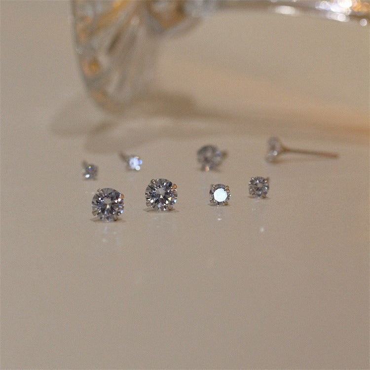 Round Silver Pin Zircon Ear Studs Earrings - Norellé