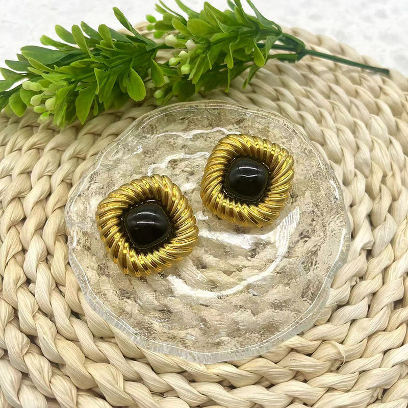 Retro Square Stud Earrings Mid-ancient Simple - Norellé