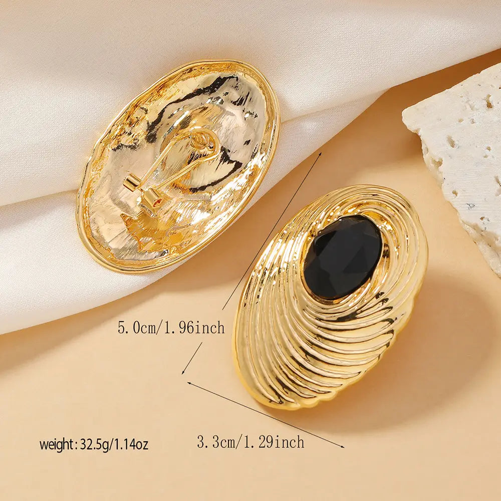 Women’s Vintage Court Style Cocoon-shaped Oval Earrings