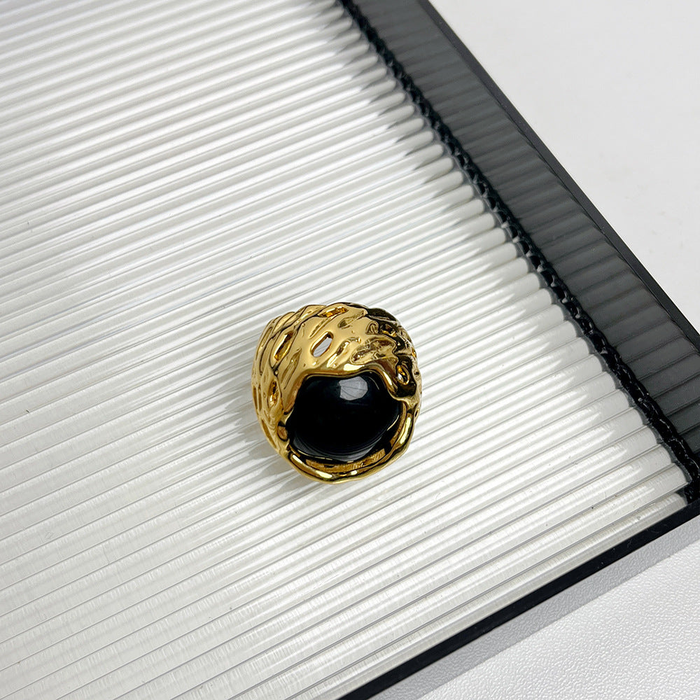 Antique Round Texture Hollow Inlaid Natural Stone Ring - Norellé
