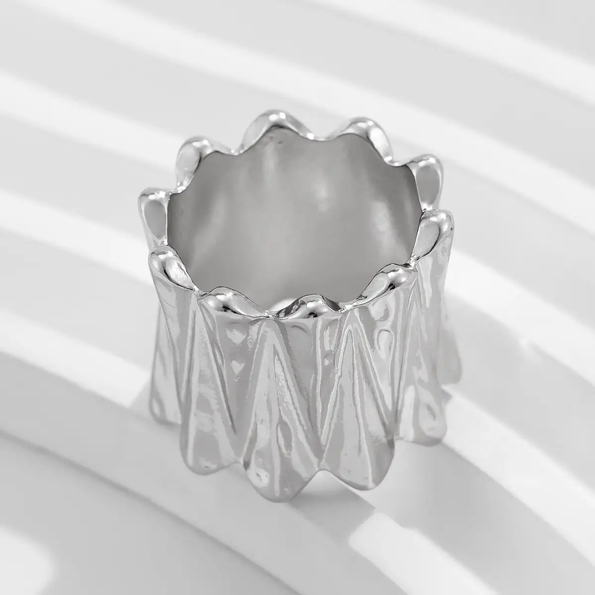 Ornament Hip Hop Style Irregular Glossy Twisted Ring