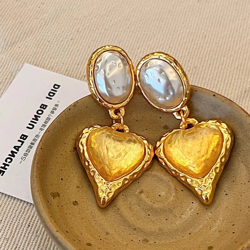 Medieval French Royal Style Purple Love Heart Earrings - Norellé