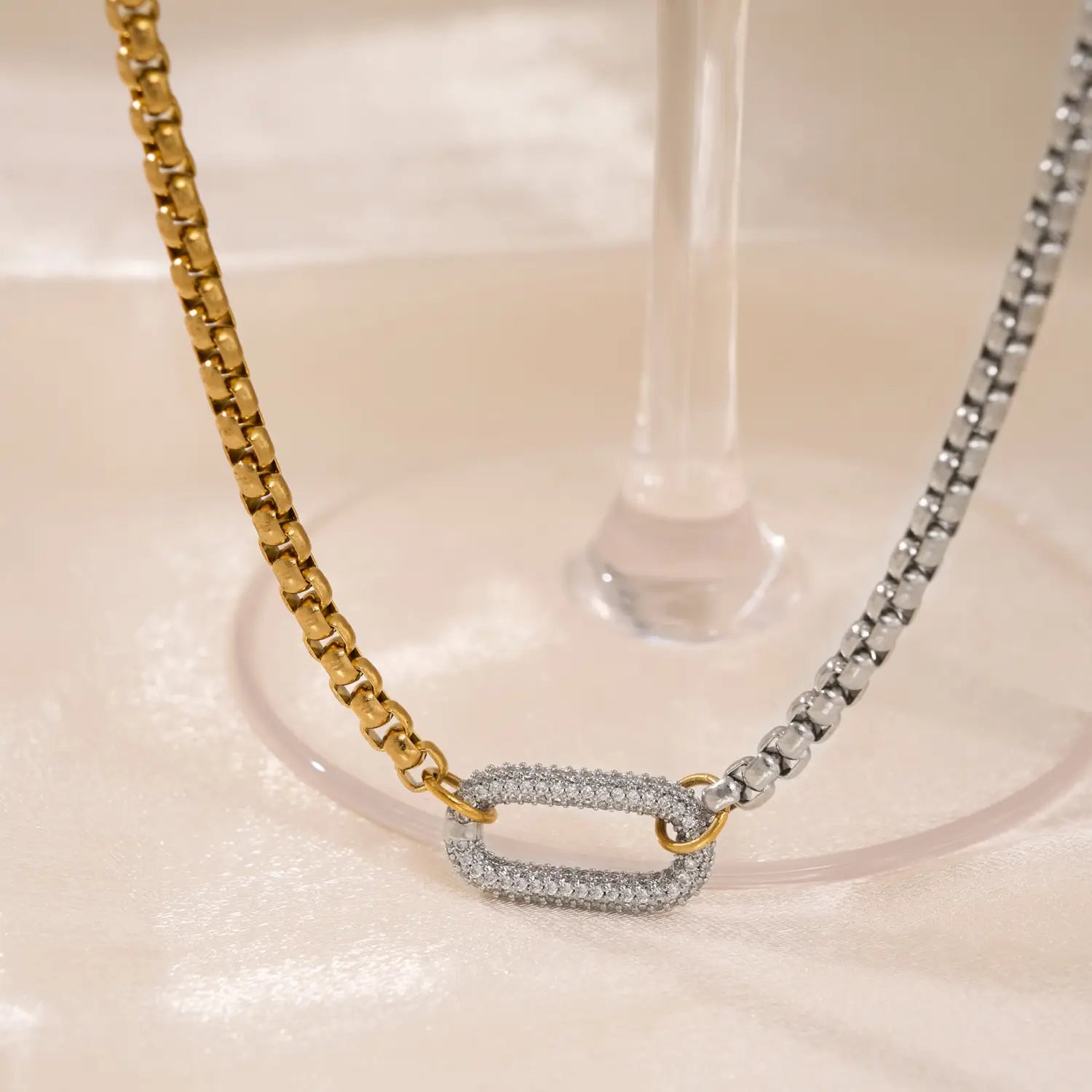 Titanium Steel U-shaped Pendant Necklace