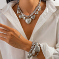 Vintage Ins Style Metal Pattern Love Pendant Necklace - Norellé