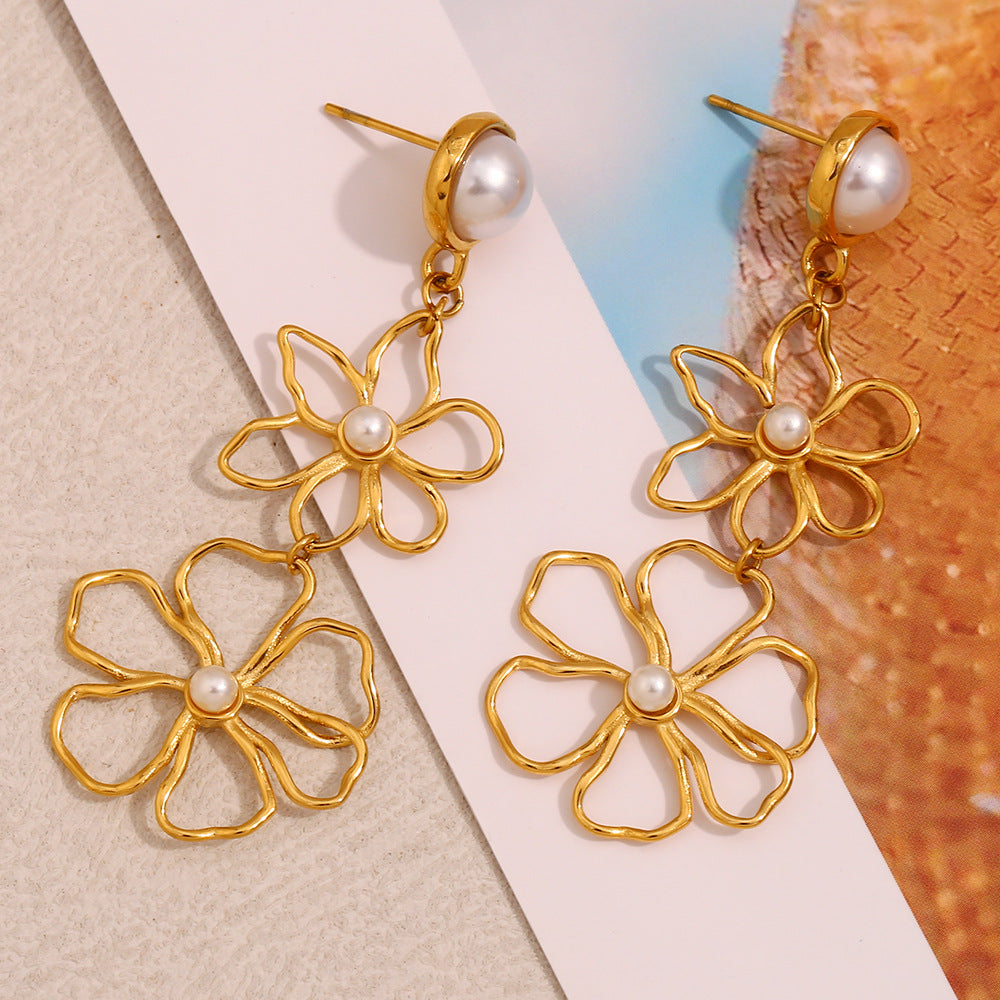 Stainless Steel Plated 18K Gold Line Flower Stud Earrings - Norellé