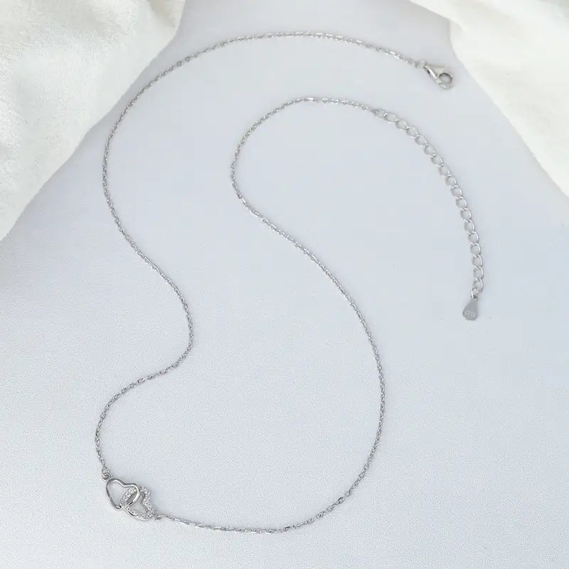 Heart-shaped Collarbone Necklace