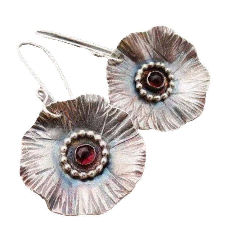 Simple Personality Flower Ancient Silver Inlaid Ruby Earrings - Norellé