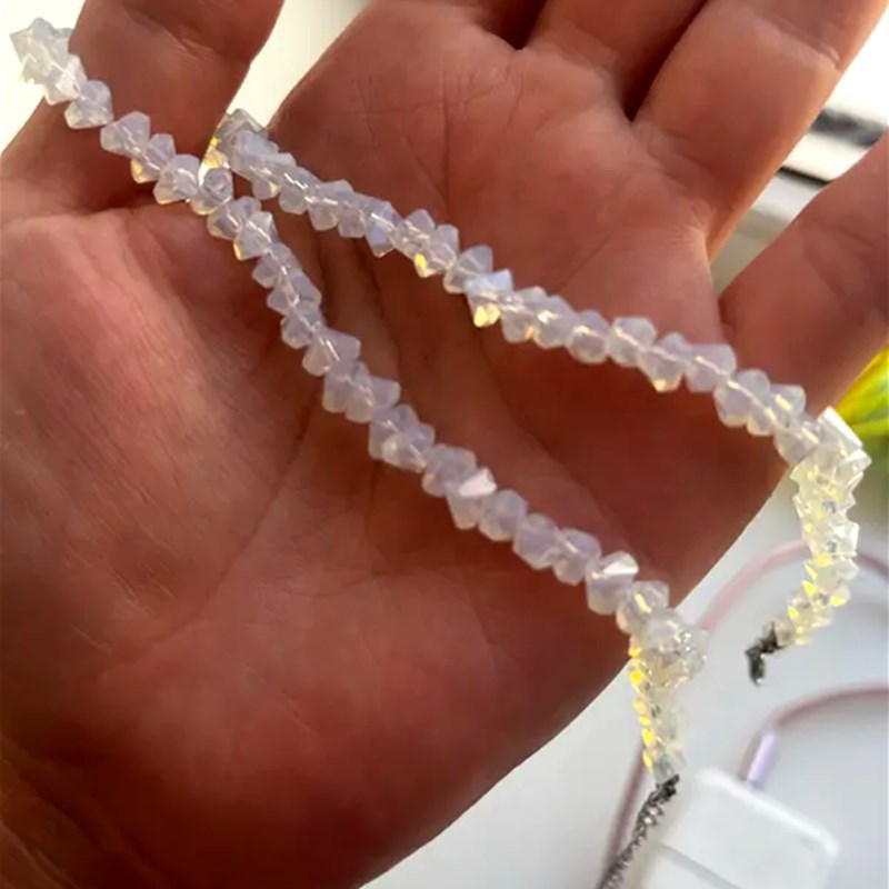 Geometric Multi-cut Glass Crystal Necklace - Norellé