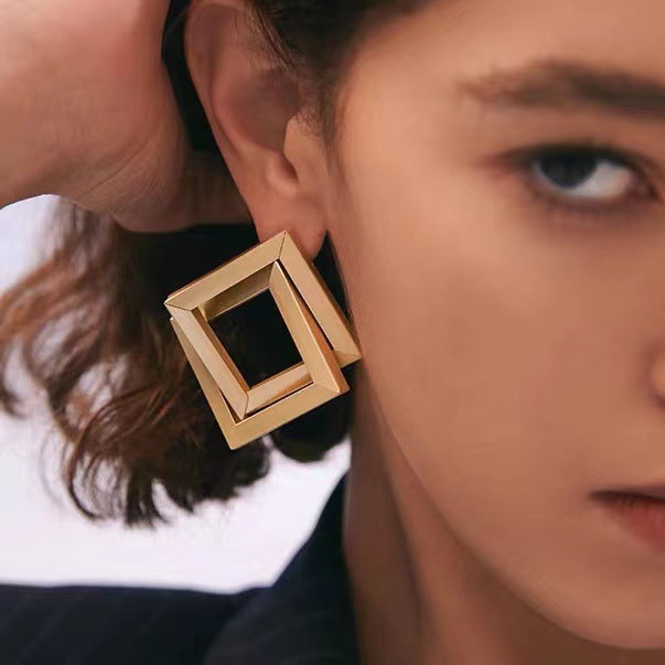 Metal Simplicity Rhombus Earrings Face Slimming - Norellé