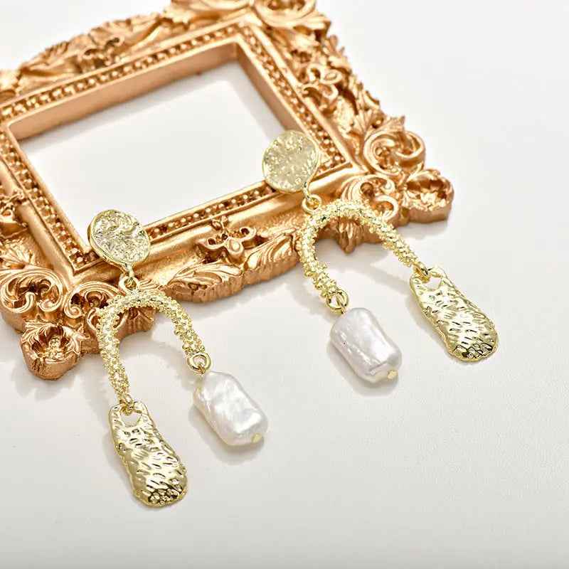 Cold Style Natural Baroque Pearl Earrings Women's Elegant U-shaped - Norellé
