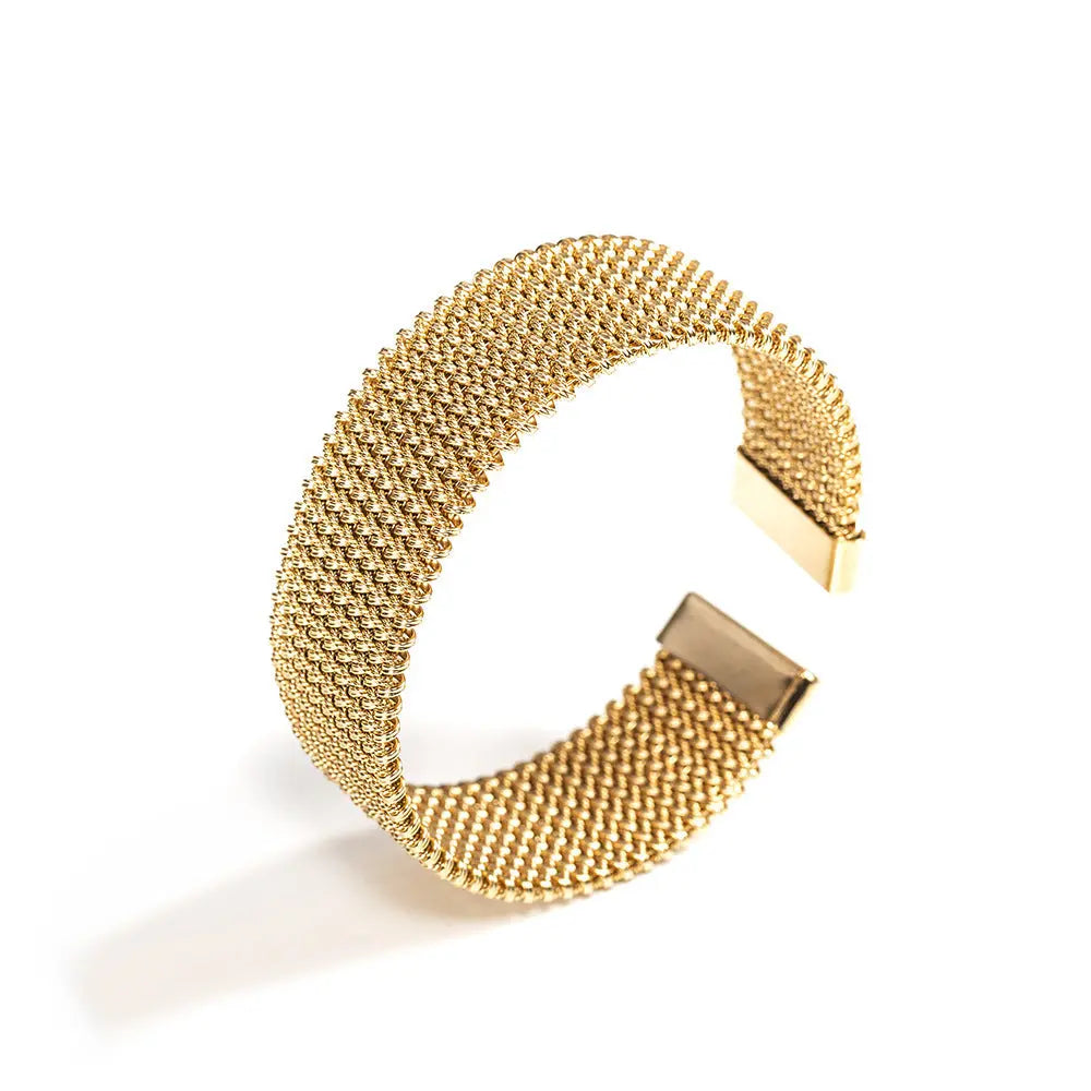 Women's Wire Embossed Titanium Steel Bracelet - Norellé