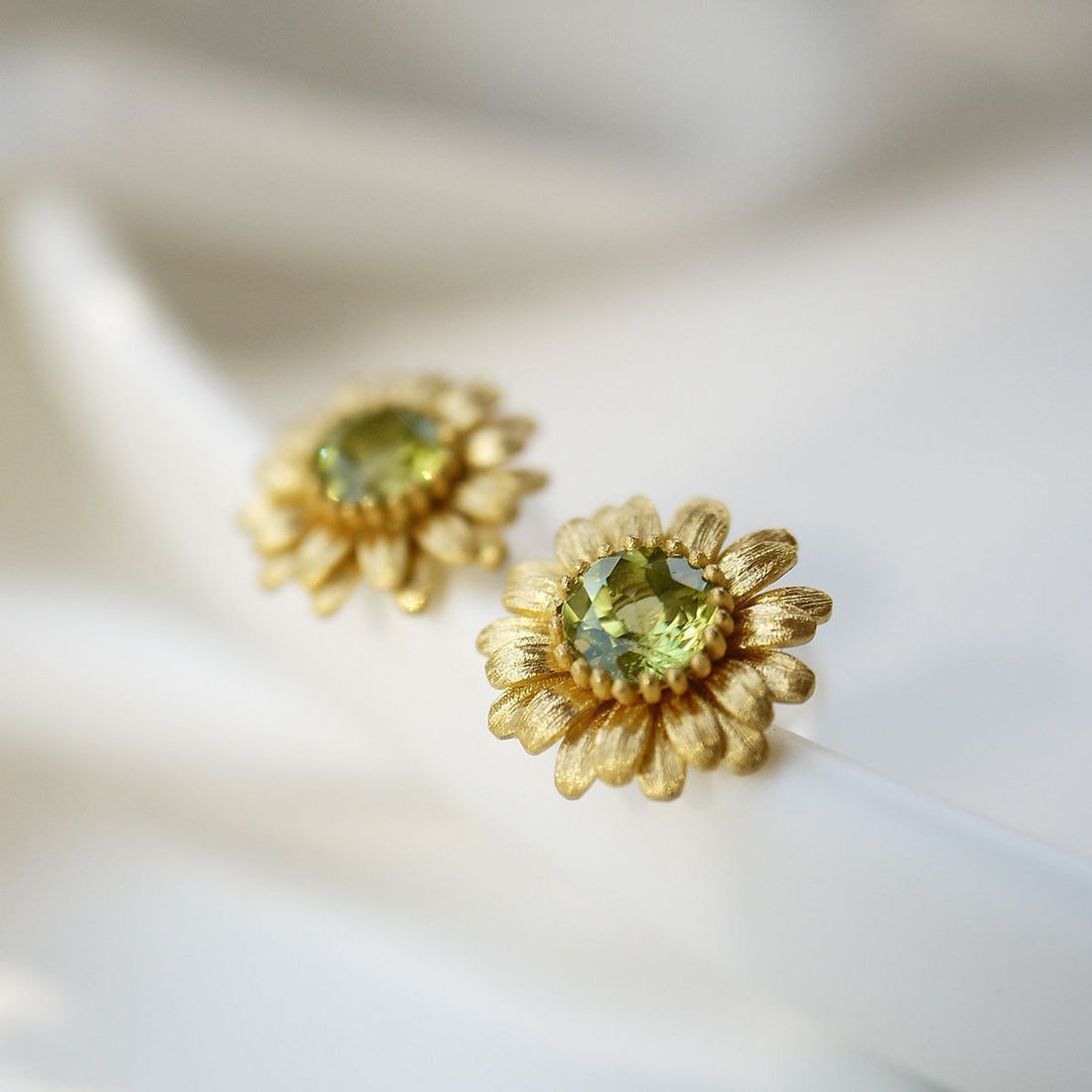 Sunflower Open Fashion All-matching Gemstone Earrings - Norellé