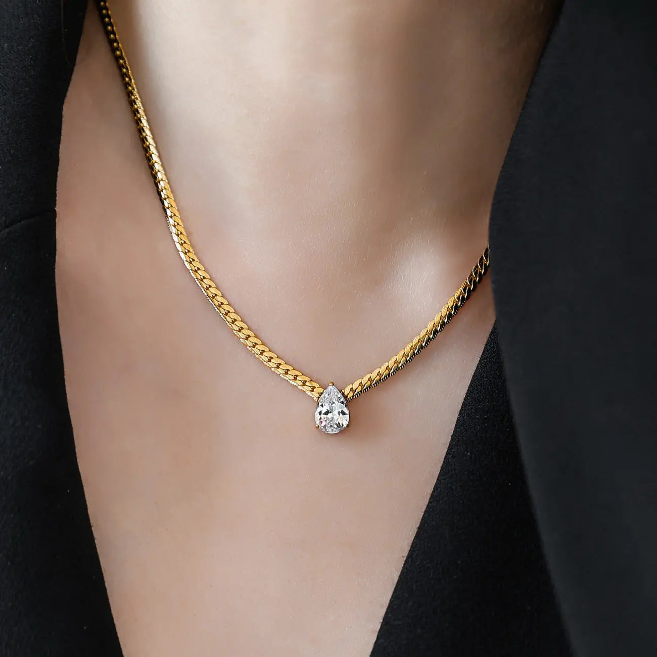 Water Drop Zircon Snake Bone Necklace Clavicle Chain - Norellé
