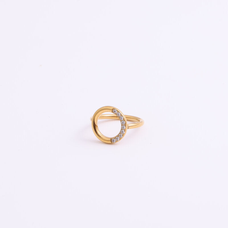 Fashion Round Titanium Steel Electroplated Ring - Norellé