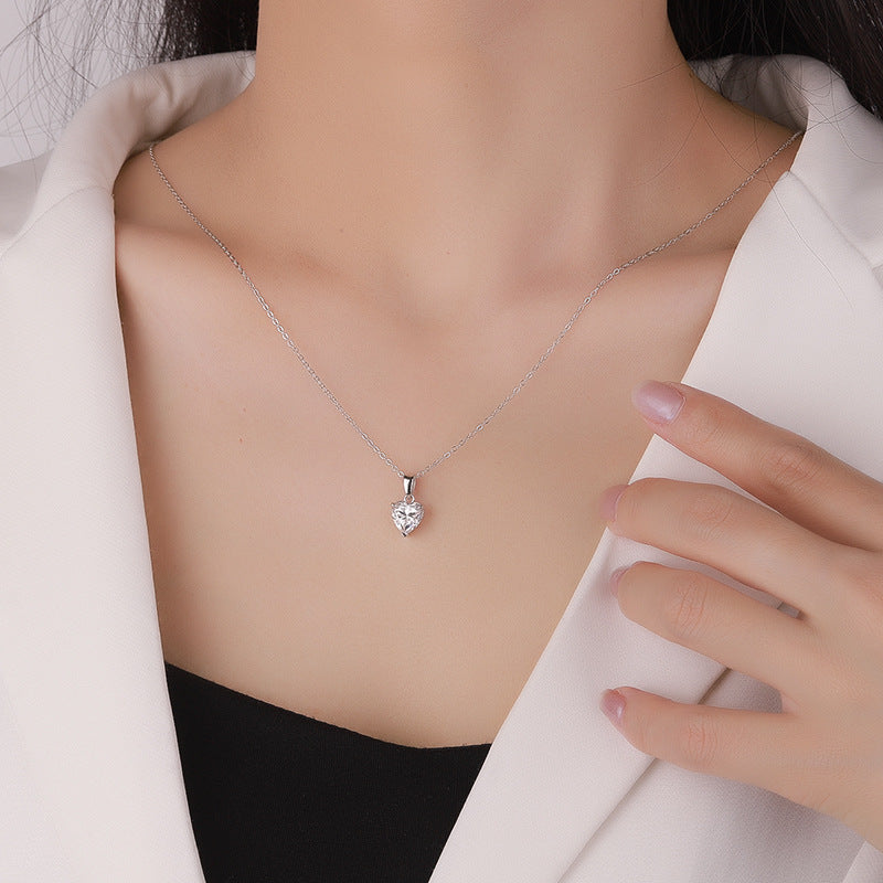 S925 Sterling Silver Moissanite Pendant Heart Necklace - Norellé