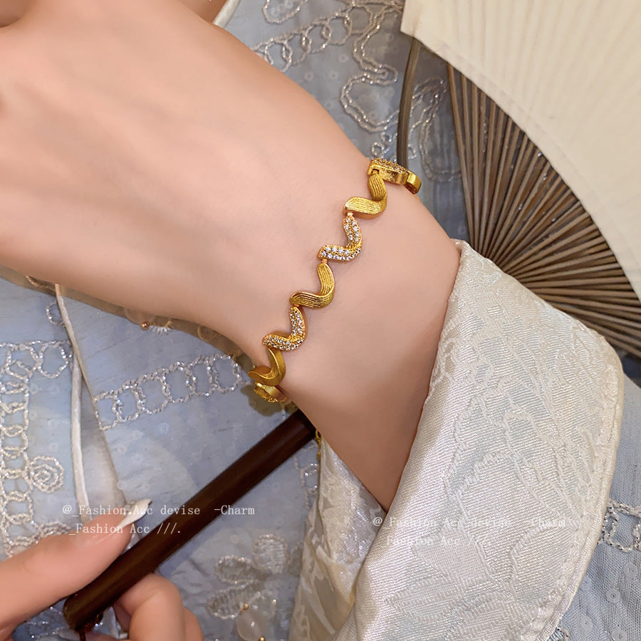 24k Real Gold Electroplated Diamond Wave Bracelet Light Luxury High Sense - Norellé