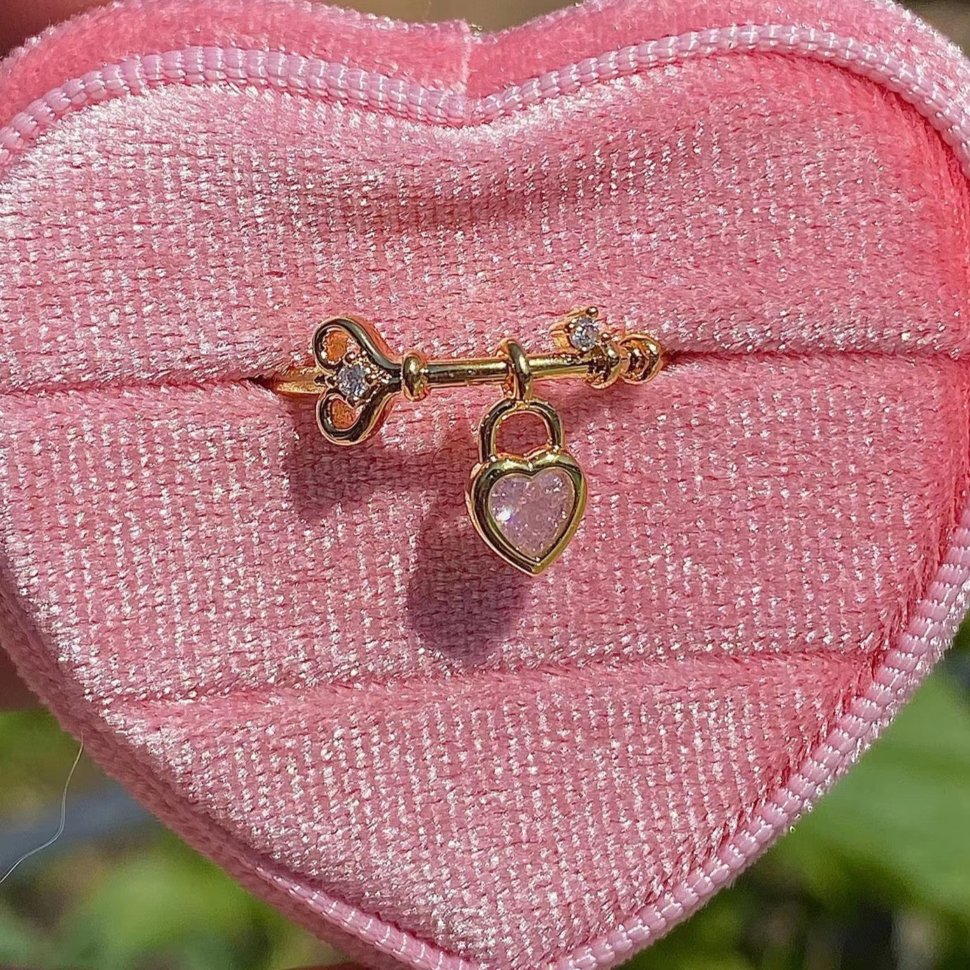 Women's Fashion Simple Heart-shaped Creative Ring - Norellé
