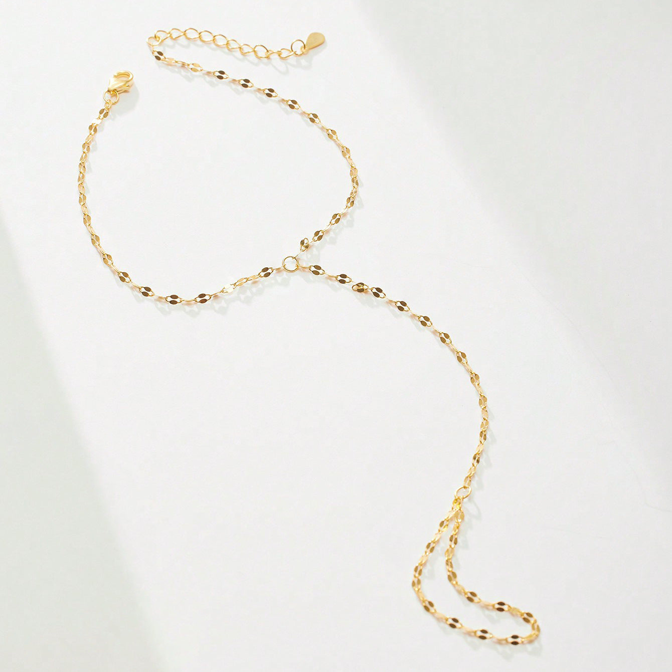 Simple Elegant Cold Lip Chain Bracelet - Norellé