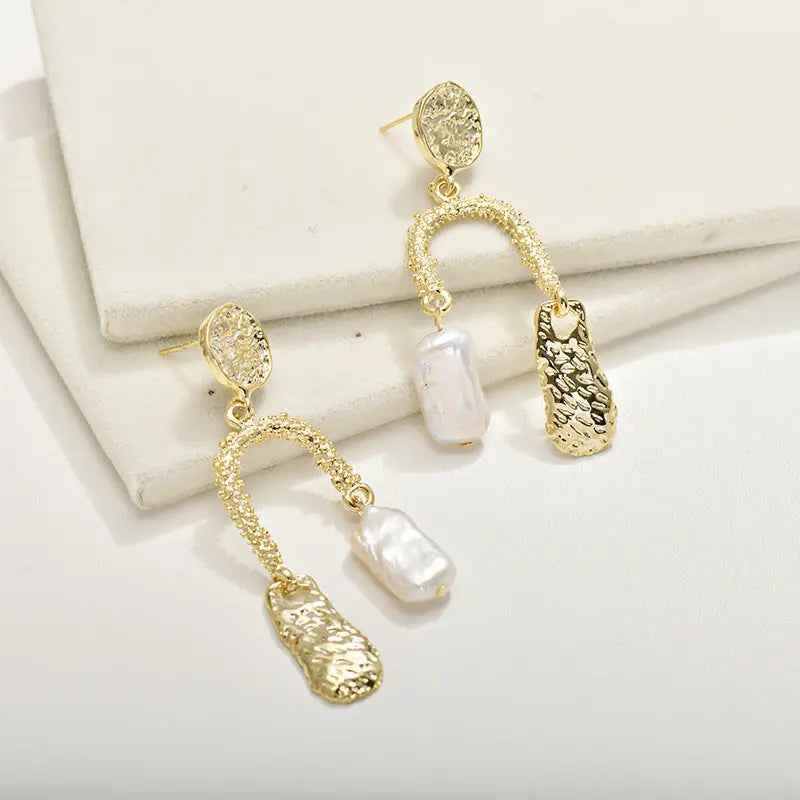 Cold Style Natural Baroque Pearl Earrings Women's Elegant U-shaped - Norellé
