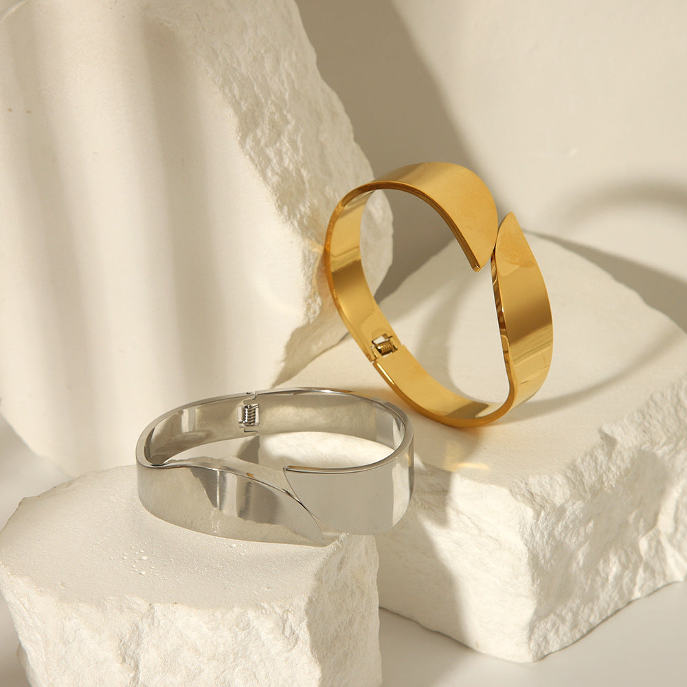 Exaggerated Wide Surface Simple Style Fine Polishing High Quality Mirror Personalized Opening Bracelet Heavy Industry - Norellé