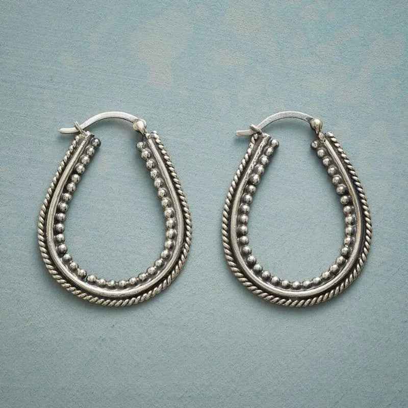 European And American Retro Geometric Metal Hollow Earrings - Norellé
