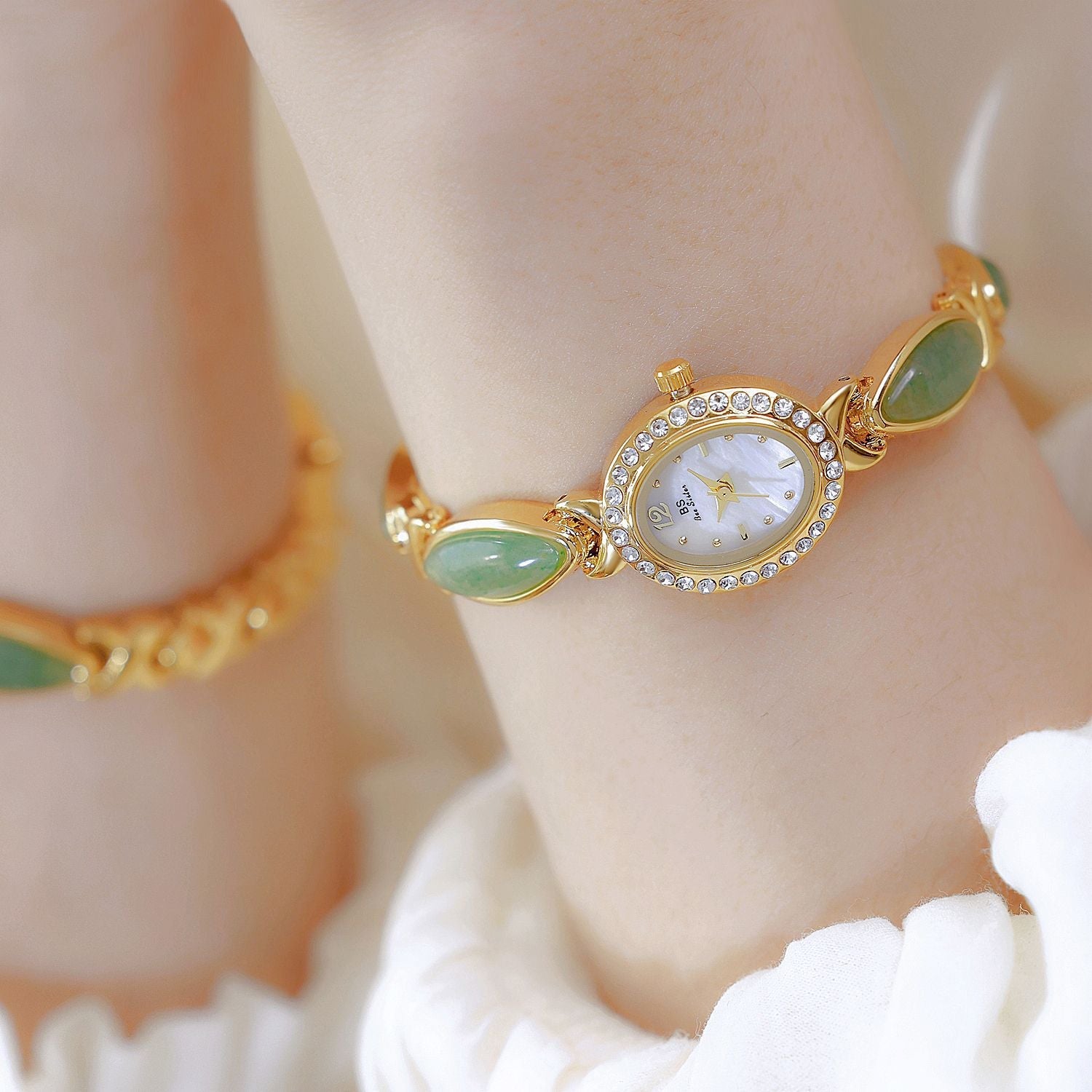 Dongling Stone Hetian Jade Chain Watch - Norellé