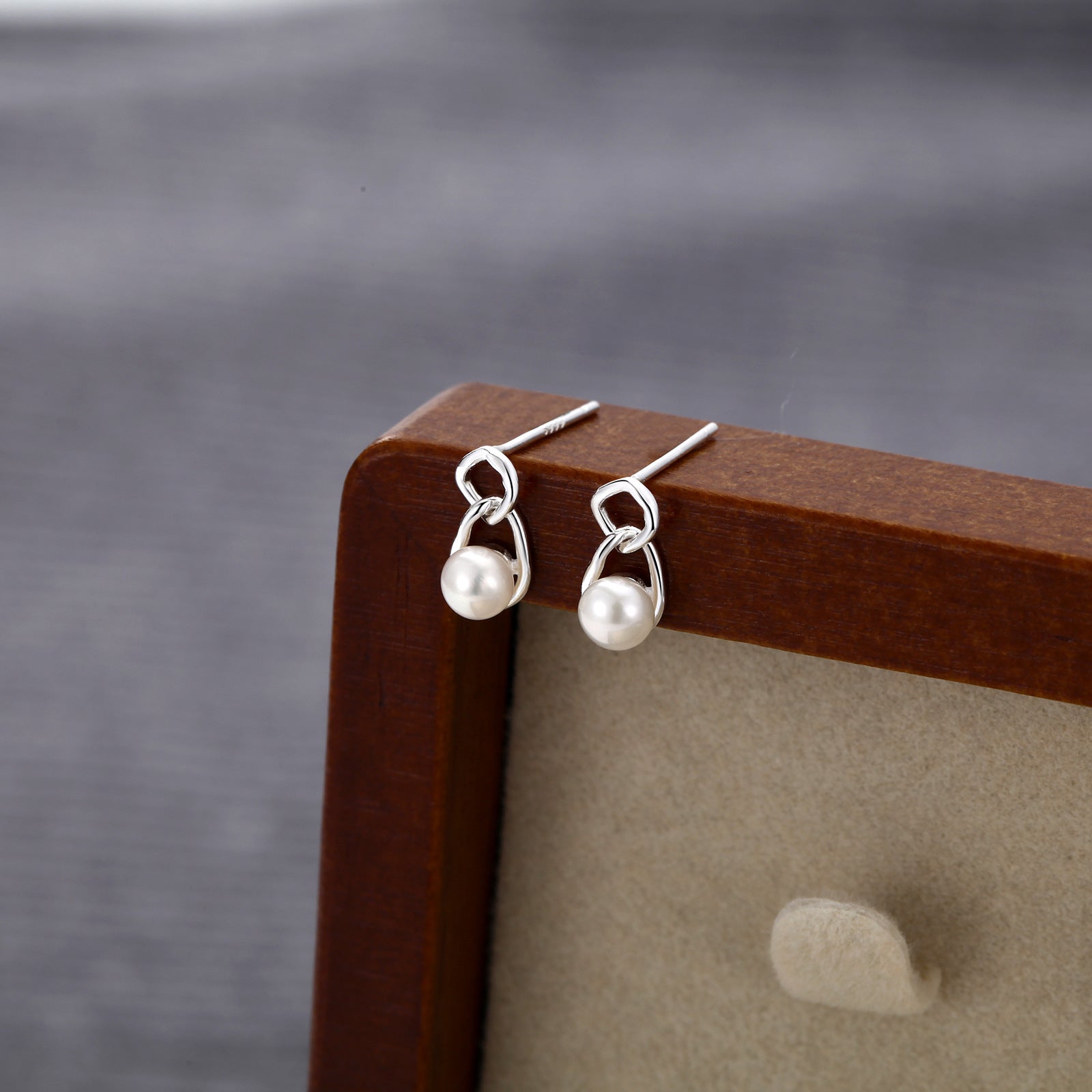 S999 Sterling Silver Pure Silver Light Luxury Stud Earrings Pearl Natural Freshwater - Norellé