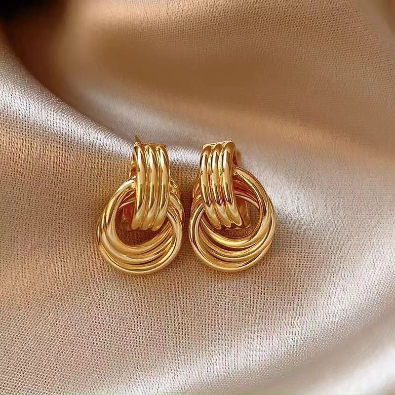Exaggerated Geometry Earrings Metal Winding Twist Stud Earrings - Norellé