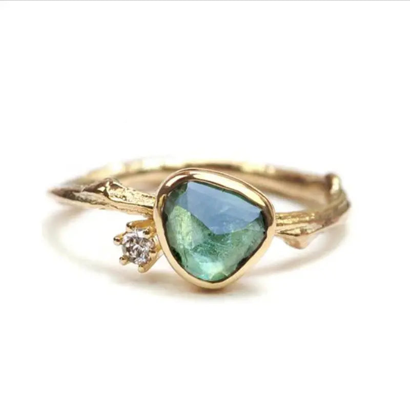 Cross-border Arrival Creative Geometric Irregular Inlaid Green Stone Ring - Norellé