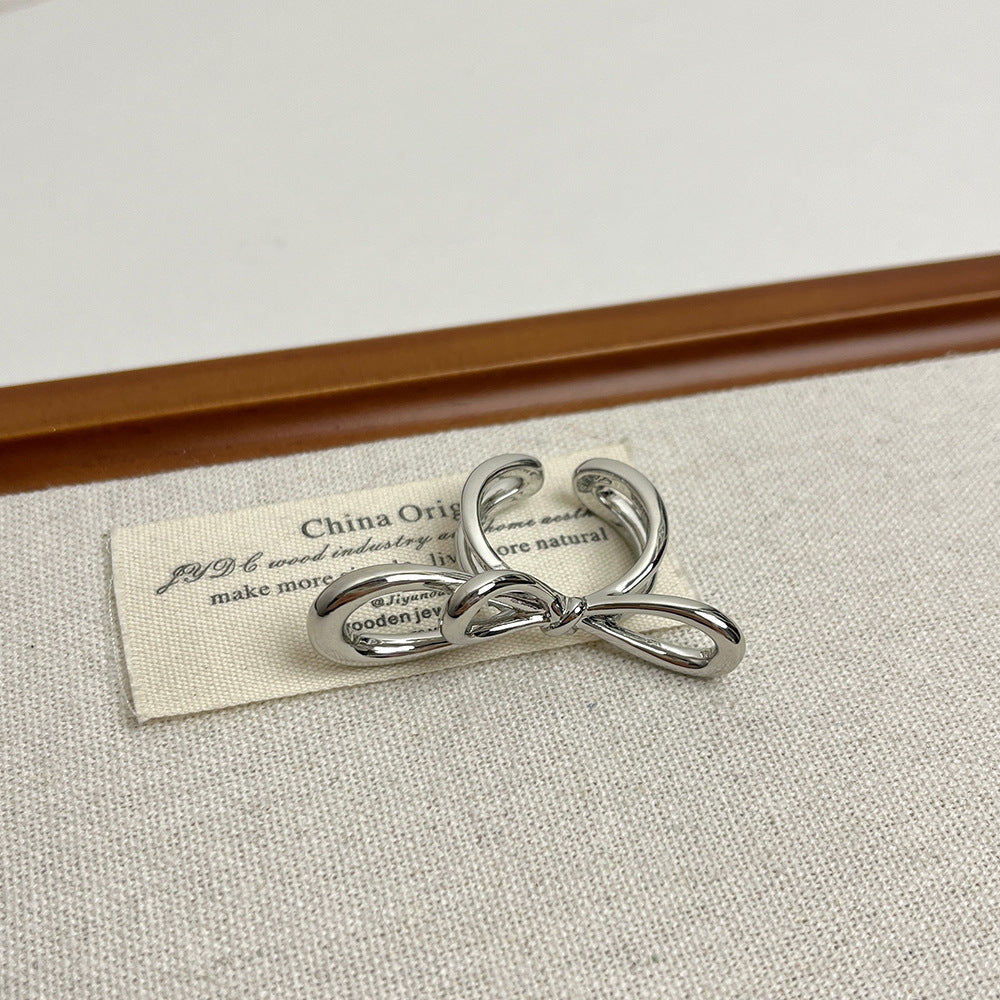 Simple High-grade Silver Metal Bow Ring Women - Norellé