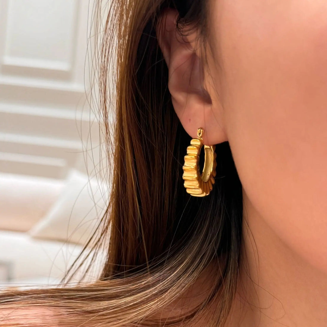 18K Real Gold Plated Titanium Steel Vintage Retro Gear Dancer Simple Earrings - Norellé