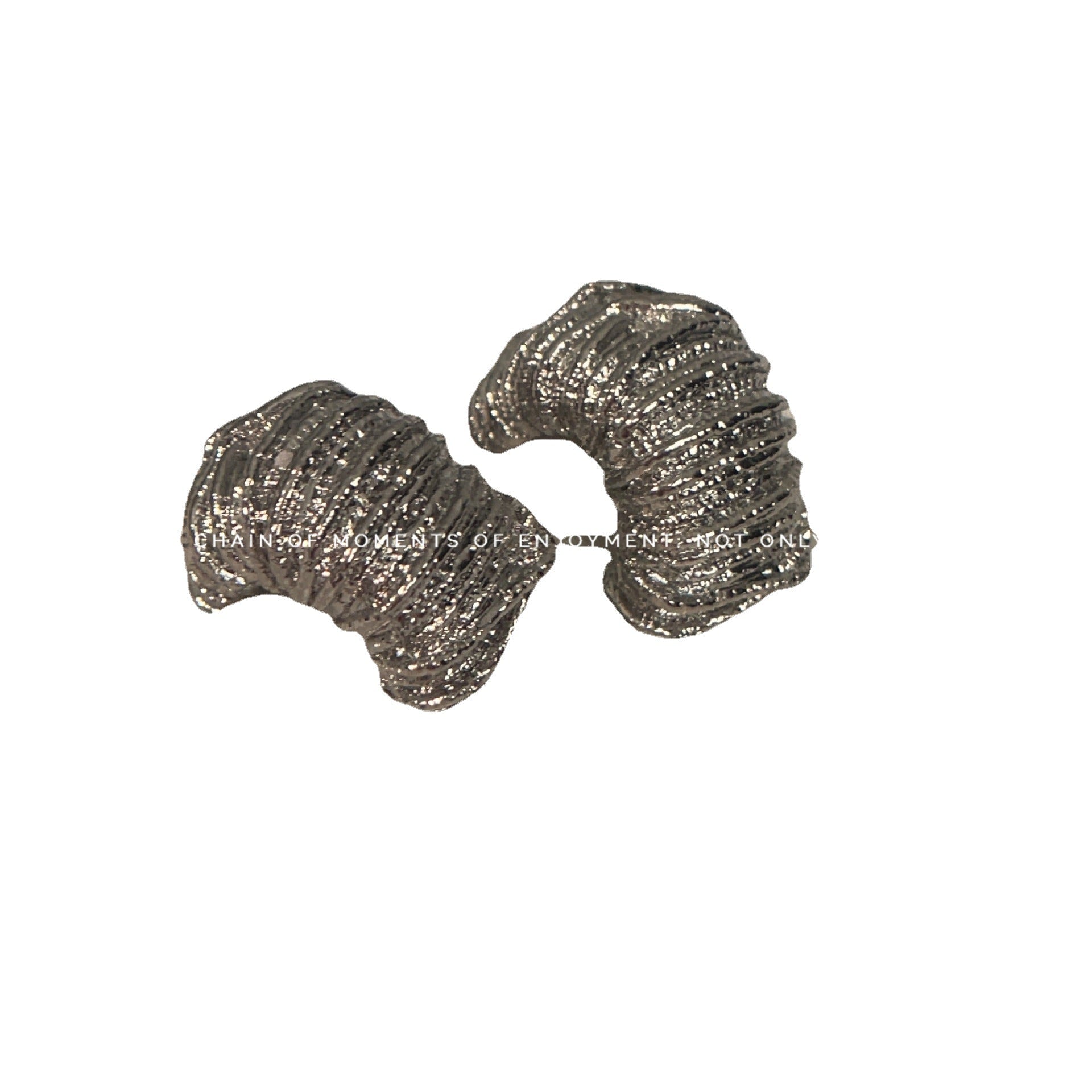 Cold Texture Line C- Shaped Earrings - Norellé