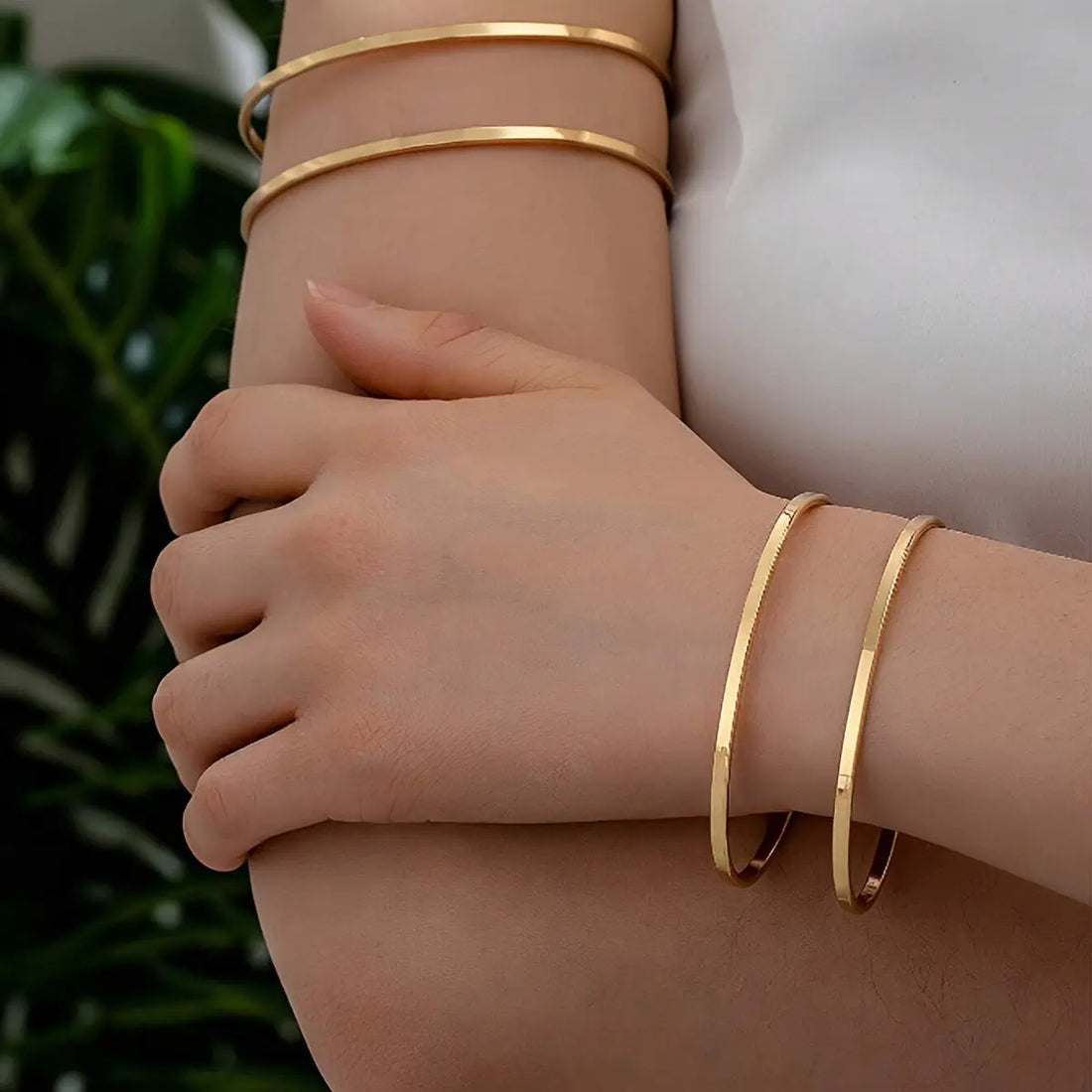 Double-layer Hollow Gold Bangle Bracelet Ladies - Norellé